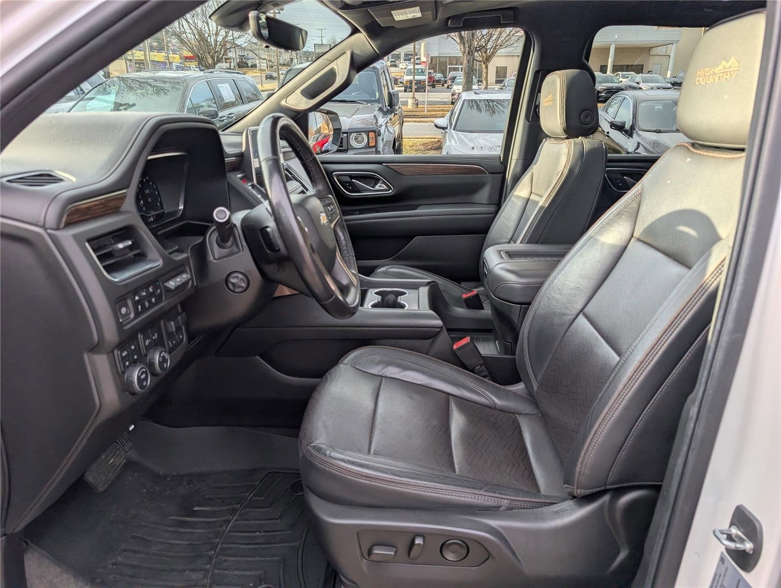 2022 Chevrolet Suburban High Country