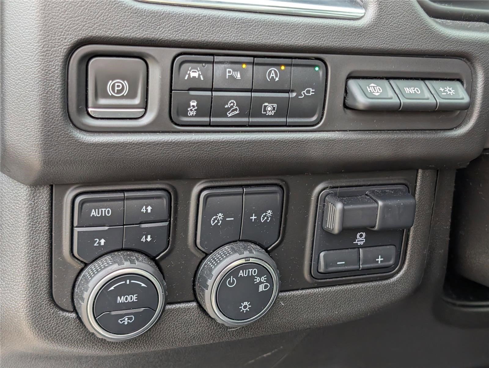 2022 Chevrolet Suburban High Country