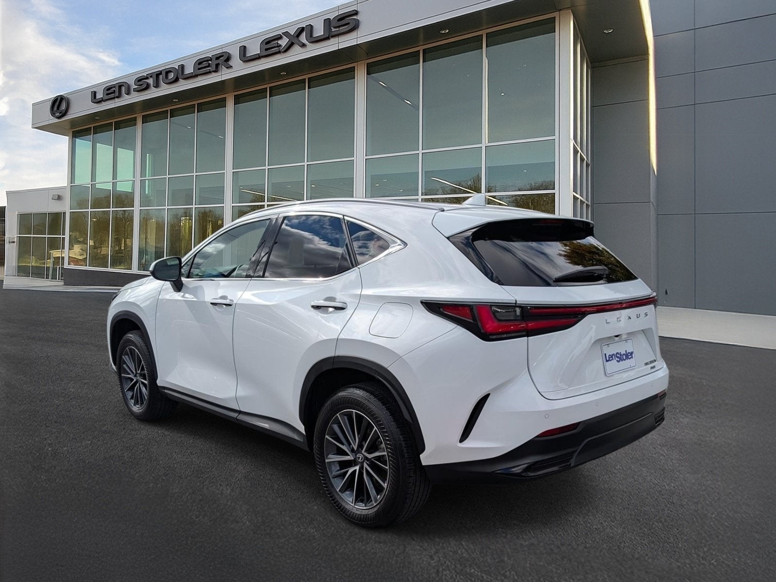 2026 Lexus NX 350h Premium AWD