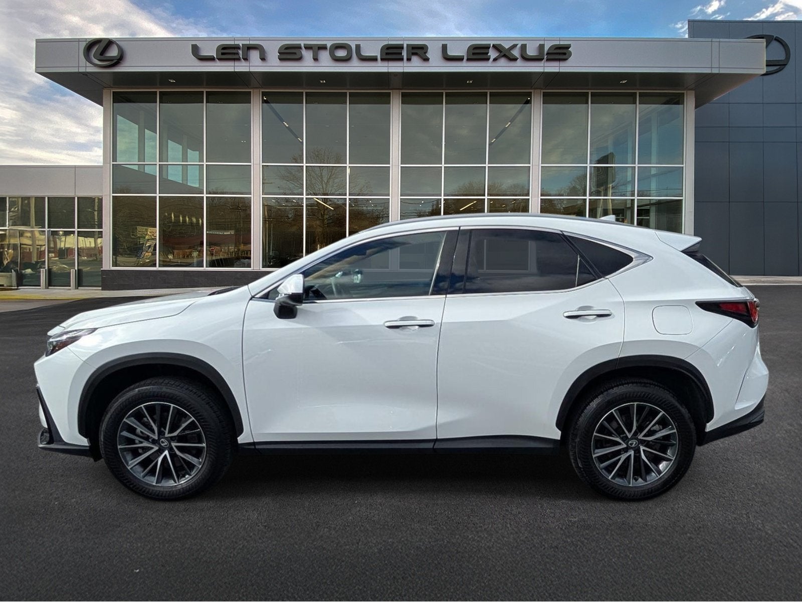 2026 Lexus NX 350h Premium AWD