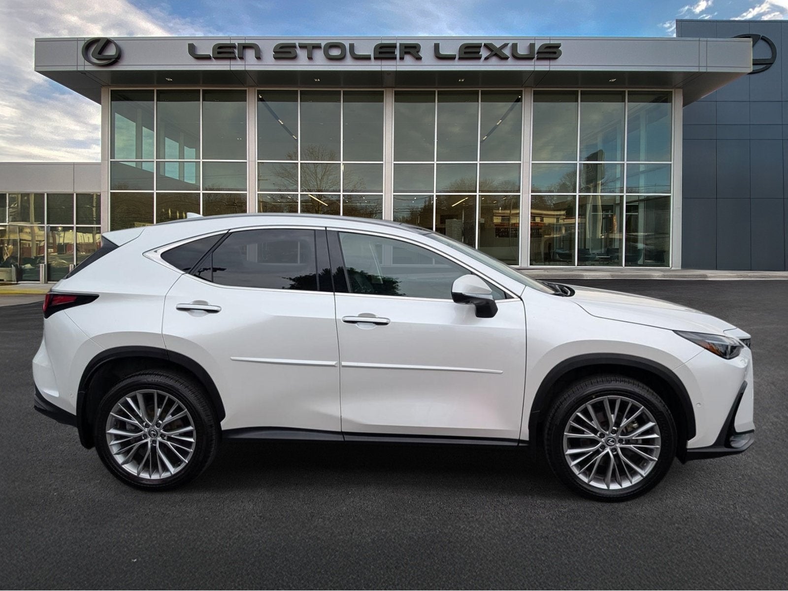 2025 Lexus NX NX 350h Luxury