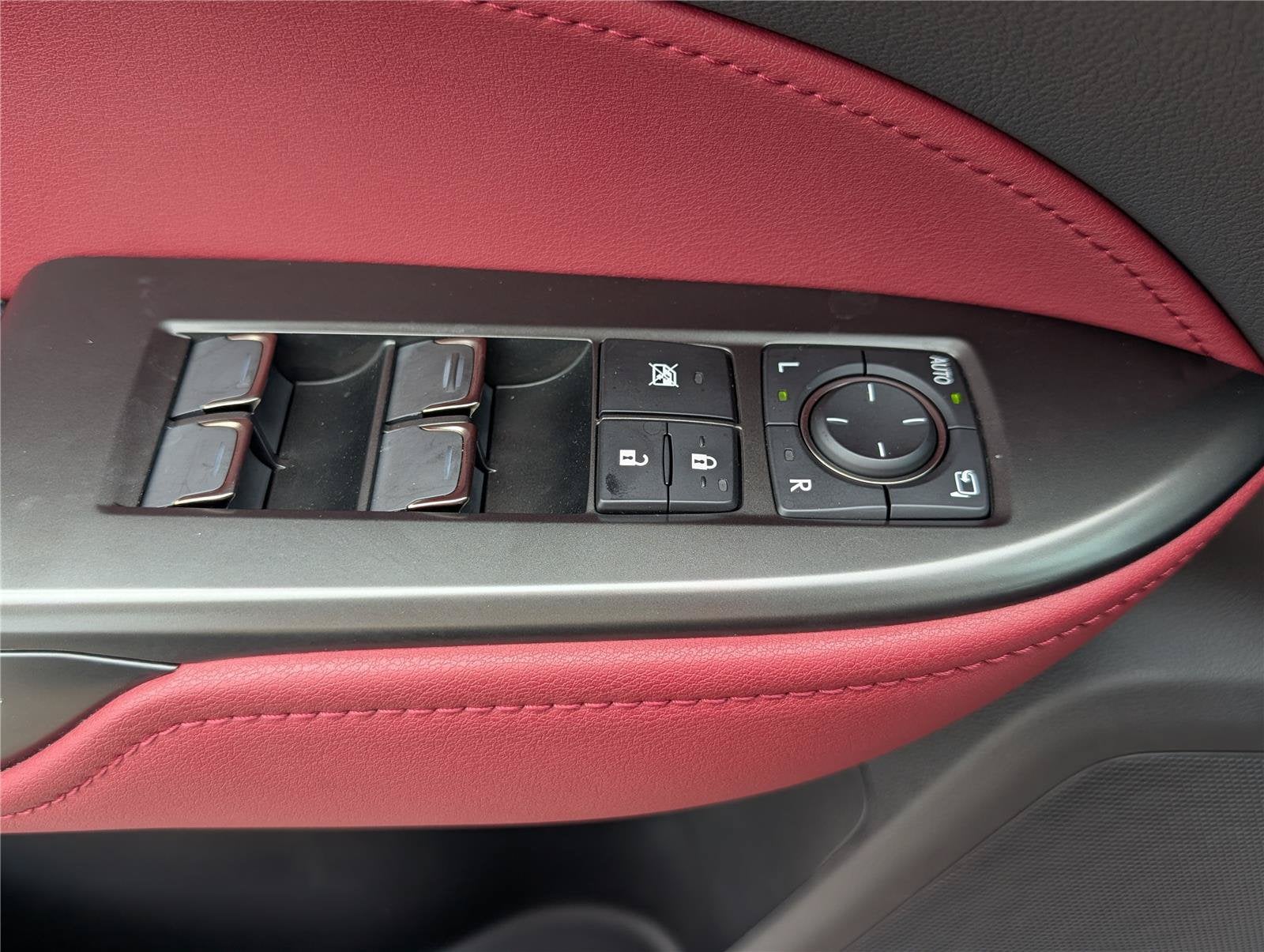 2026 Lexus NX 350h Luxury AWD