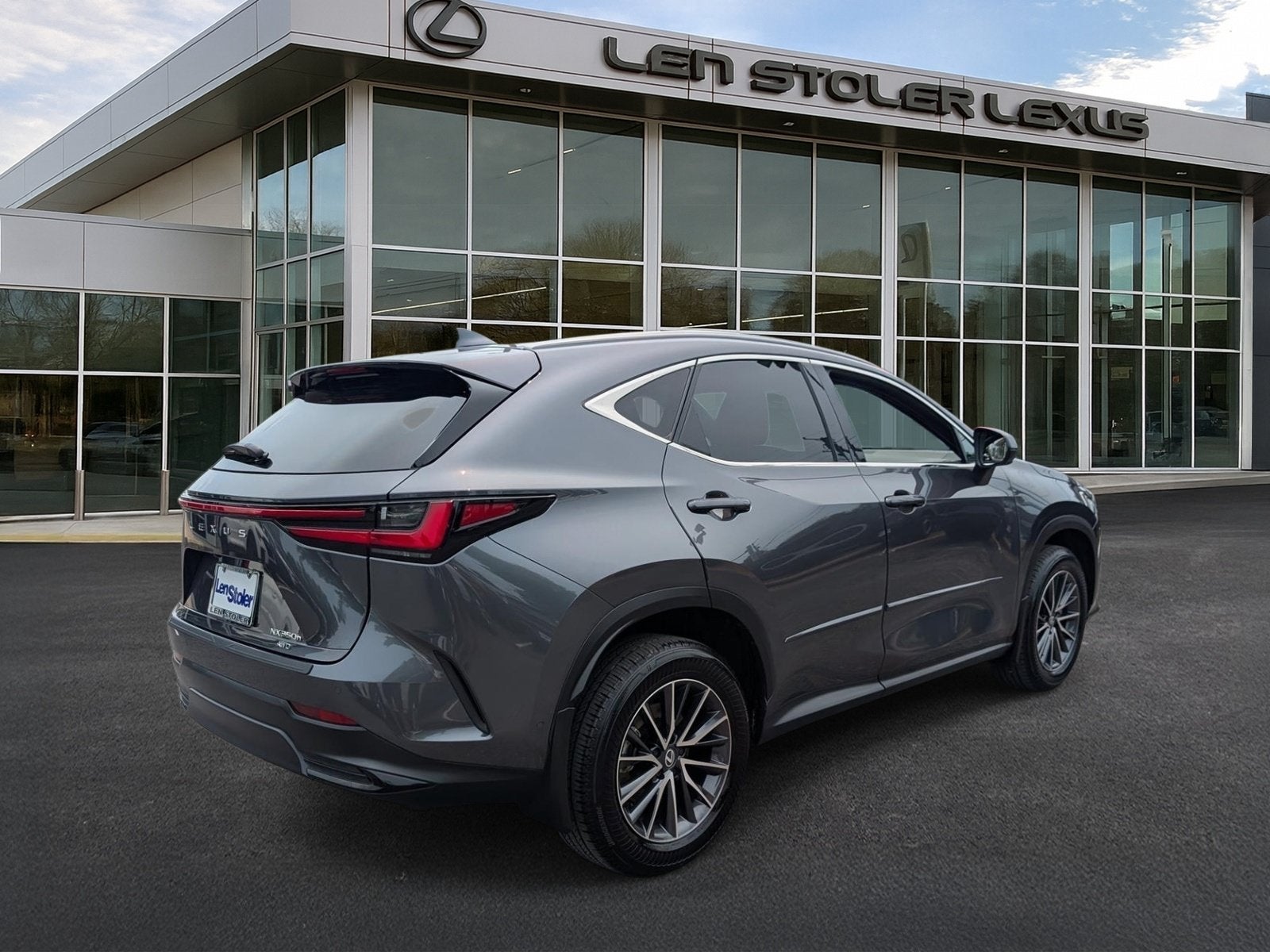 2026 Lexus NX 350h Luxury AWD