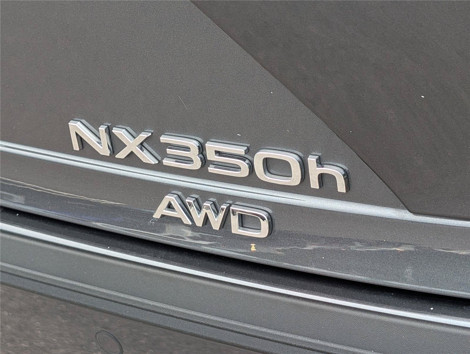 2026 Lexus NX 350h Luxury AWD