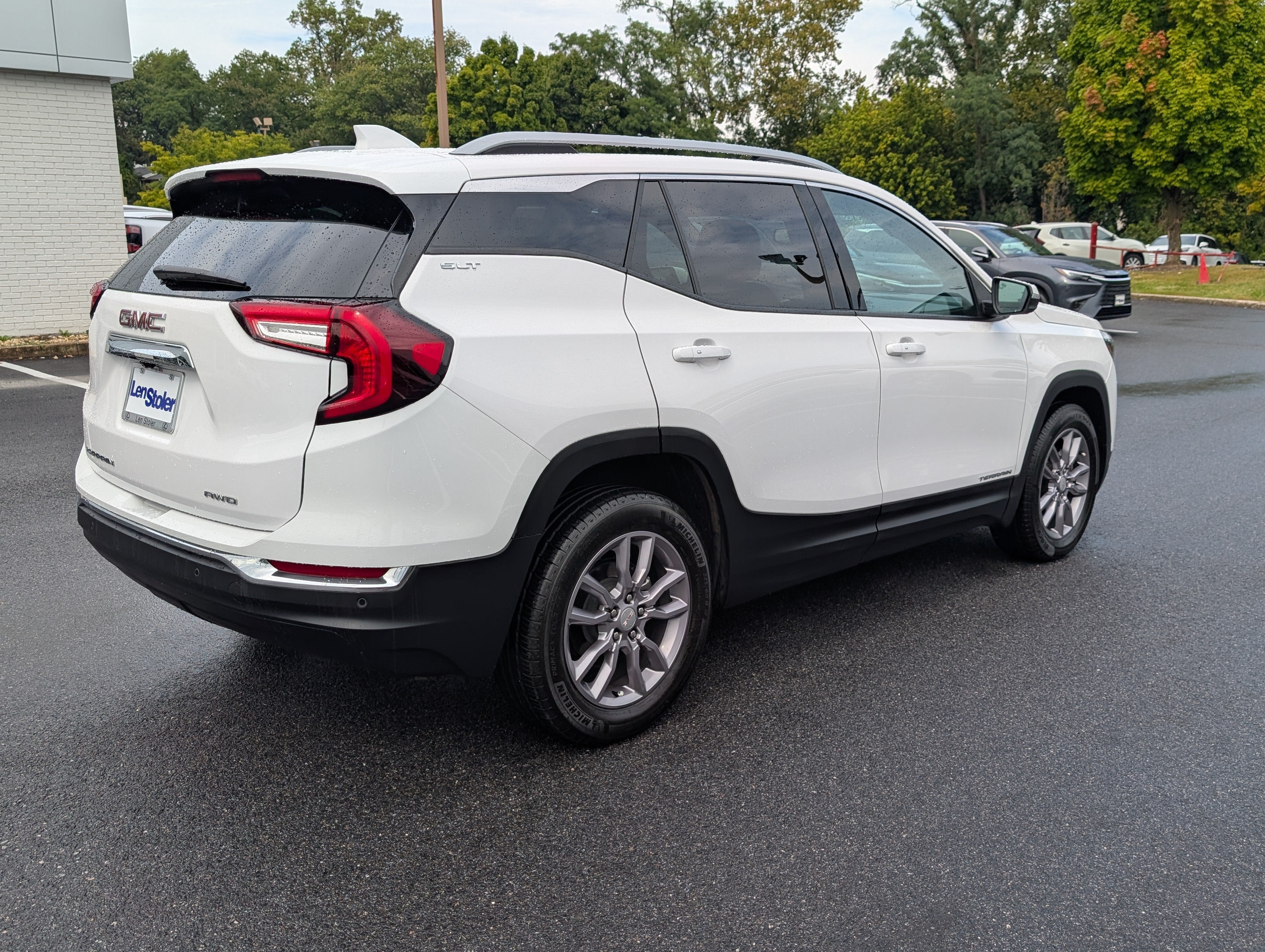 2023 GMC Terrain SLT