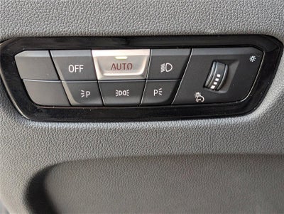 2025 BMW 3 Series 330i