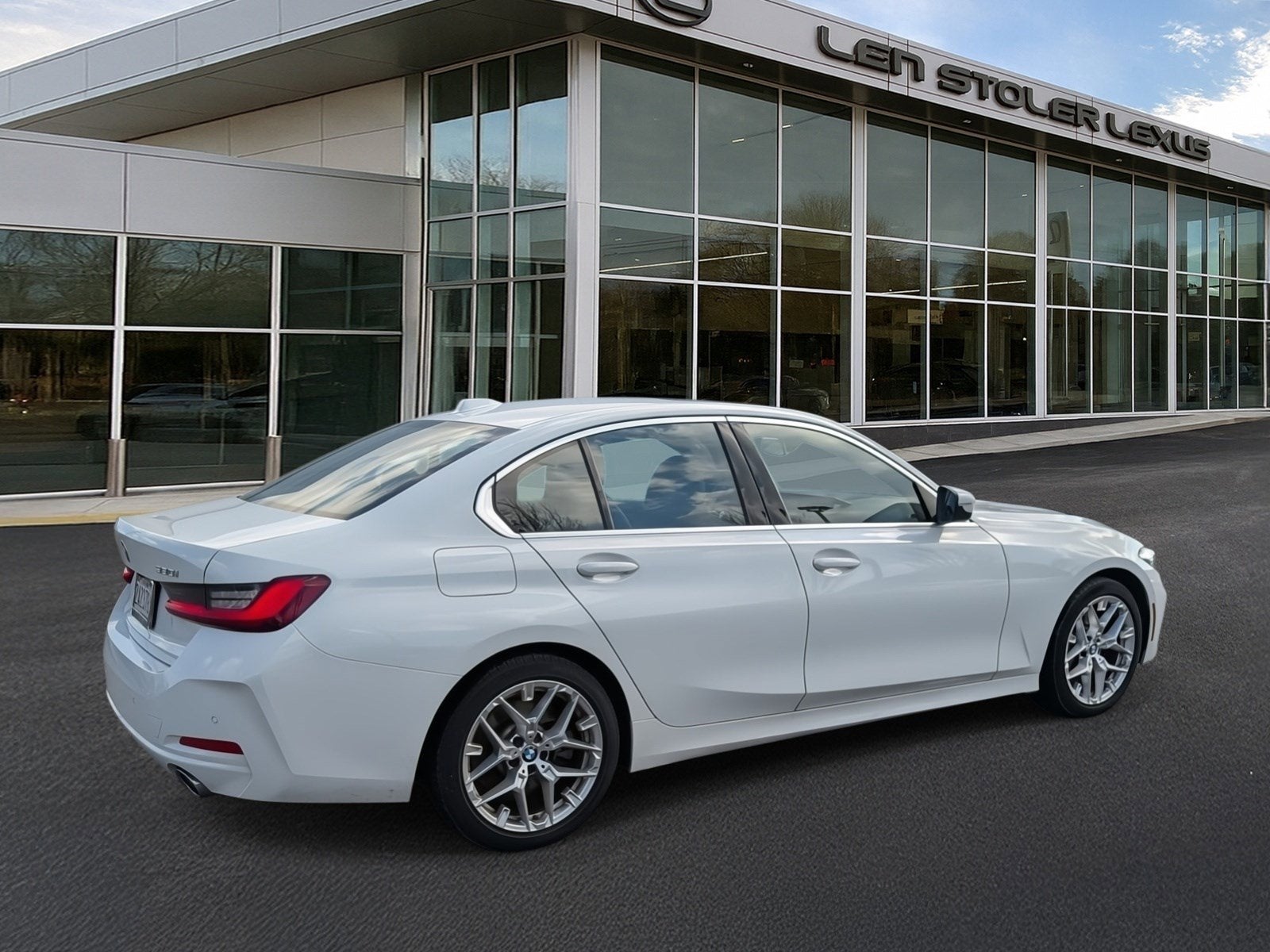 2025 BMW 3 Series 330i
