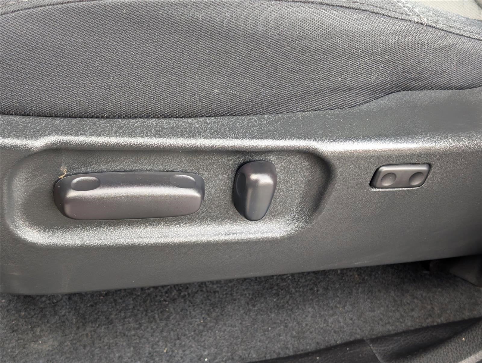 2022 Toyota Tacoma 4WD SR