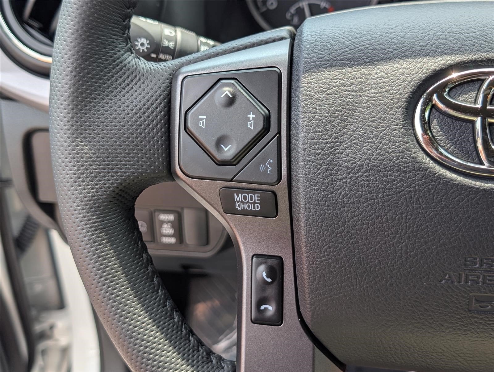 2023 Toyota Tacoma 4WD TRD Off Road