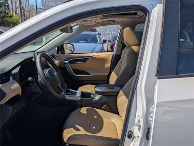 2023 Toyota RAV4 Hybrid XLE Premium