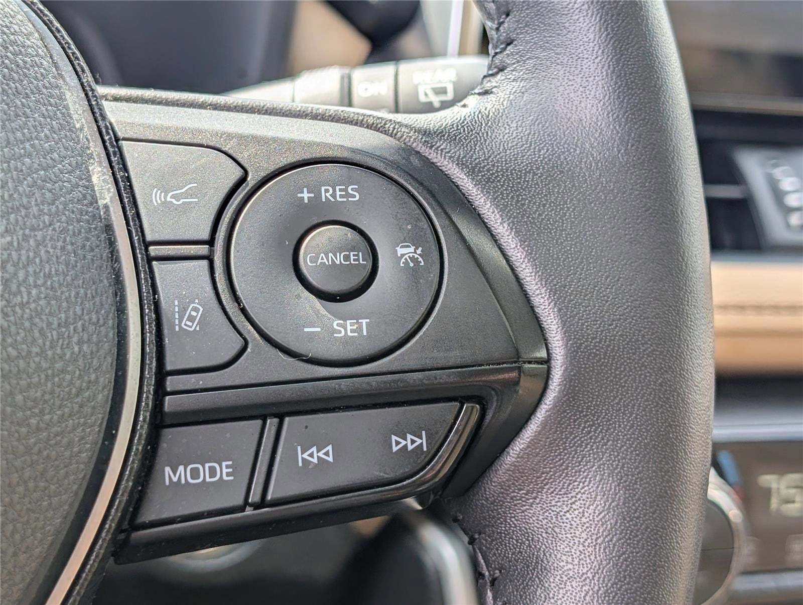 2021 Toyota RAV4 Hybrid XLE Premium