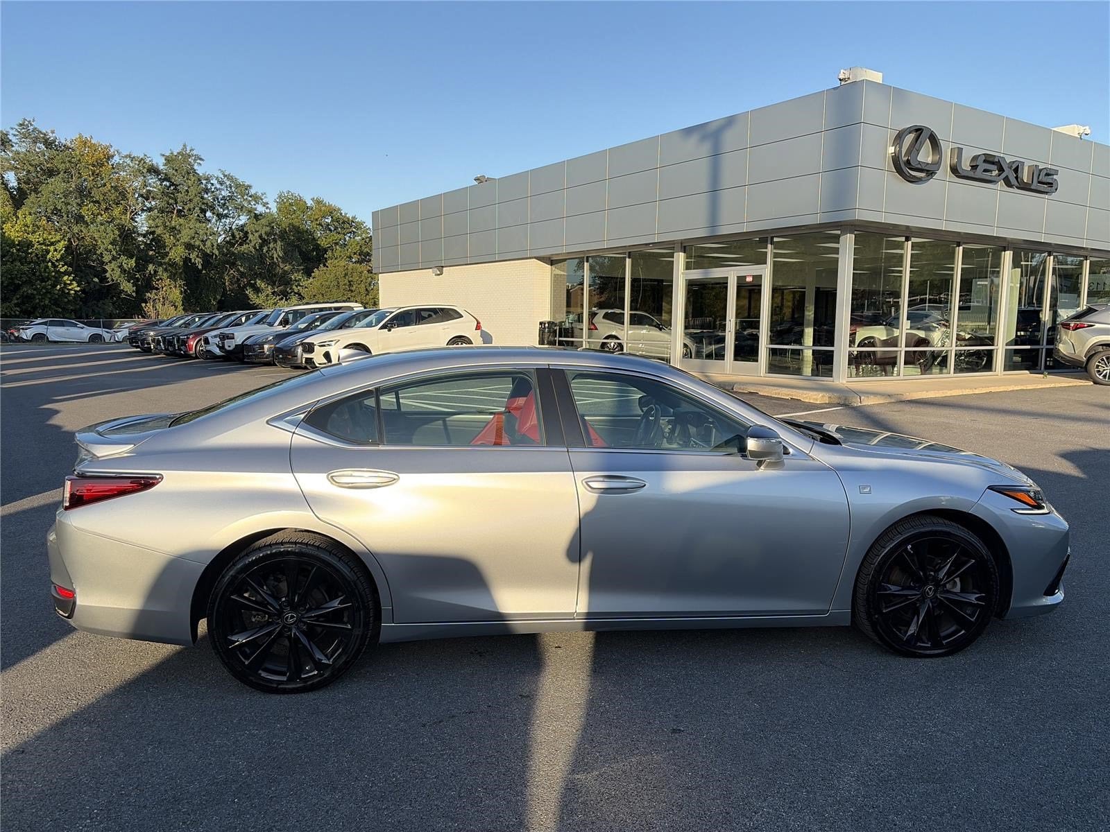 2023 Lexus ES 300h F SPORT Handling FWD