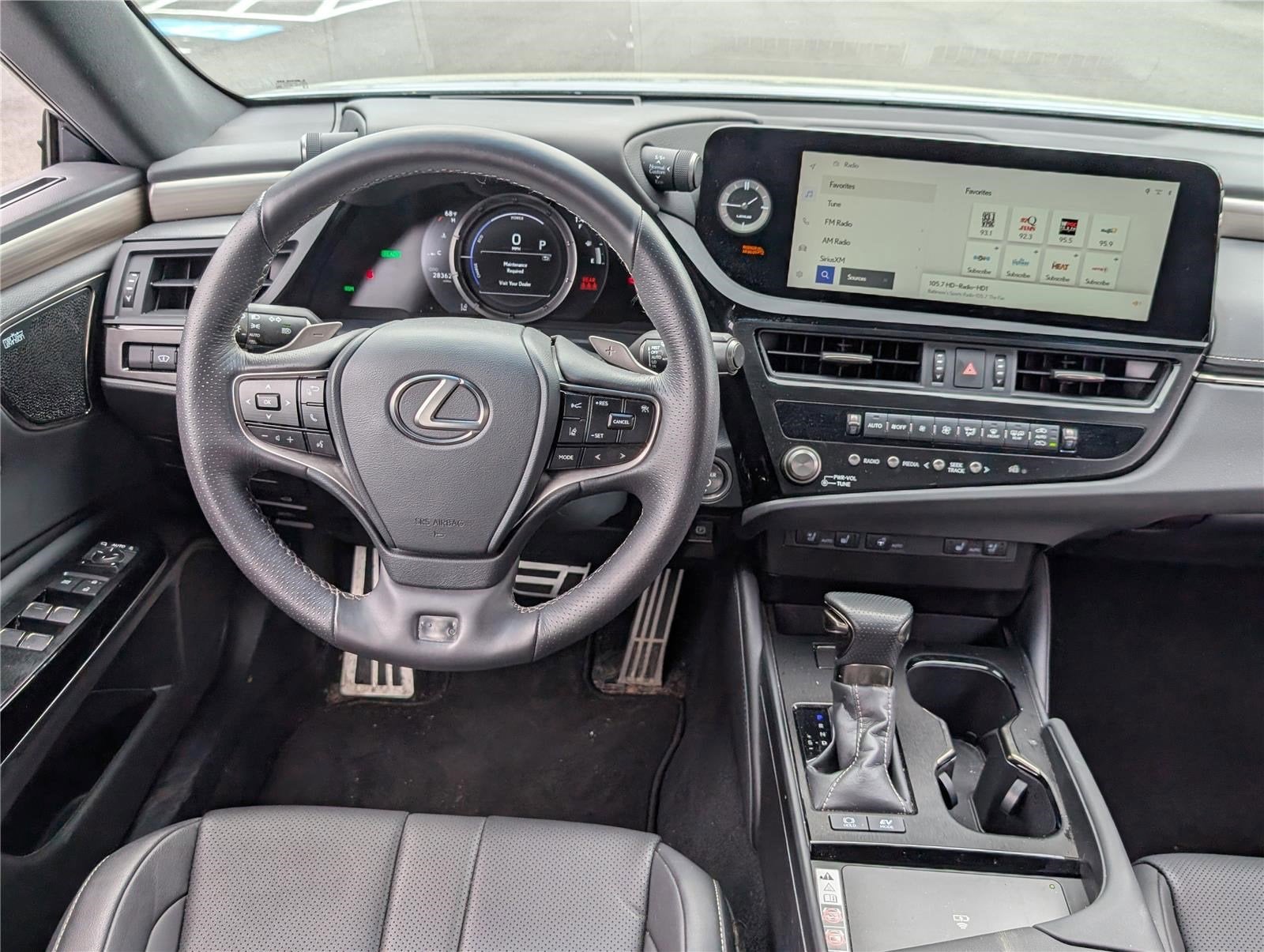 2024 Lexus ES ES 300h F SPORT Handling