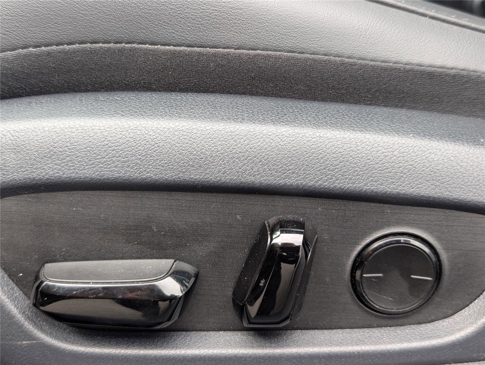 2024 Lexus ES ES 300h F SPORT Handling