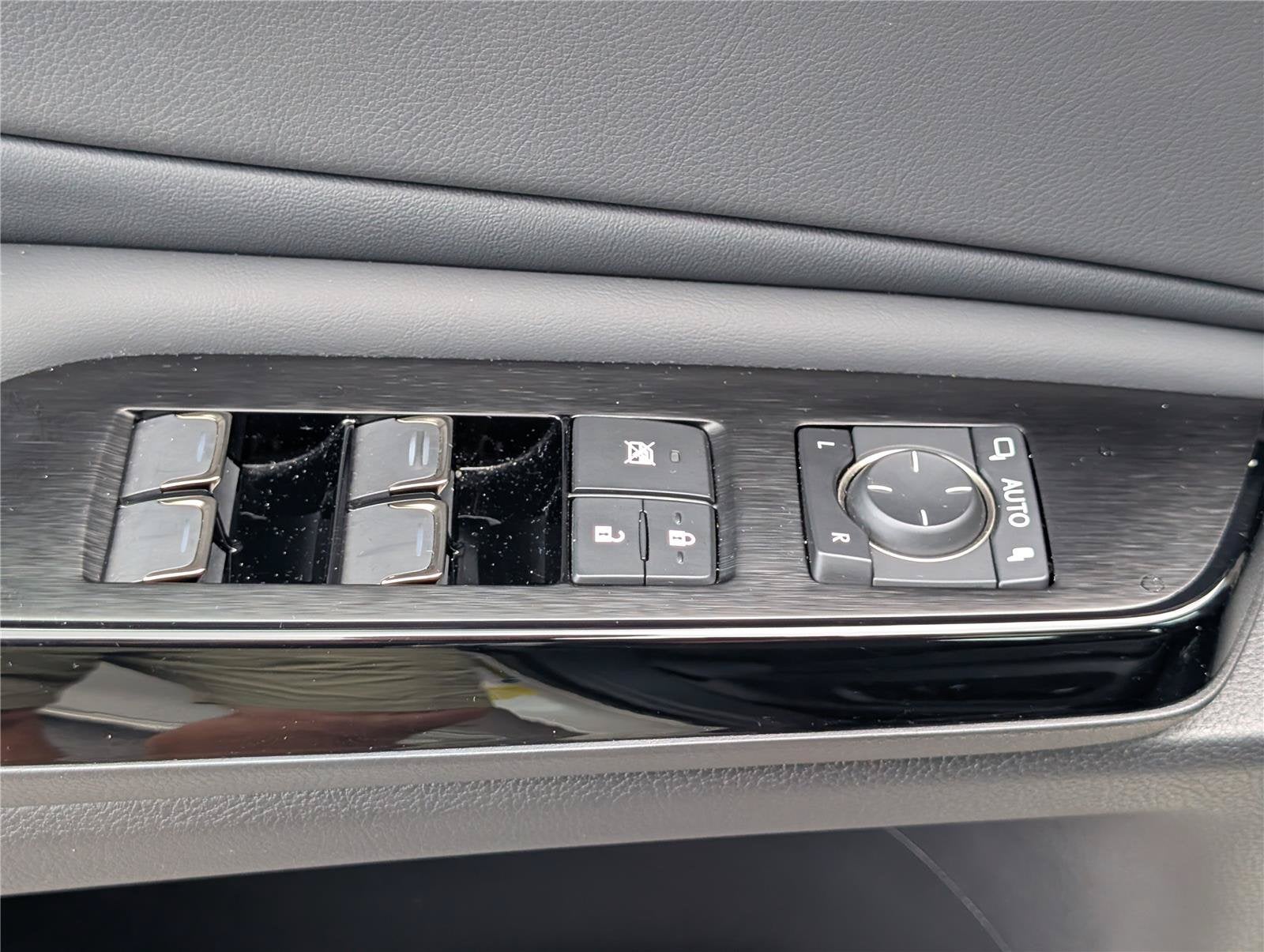 2025 Lexus ES 350 FWD