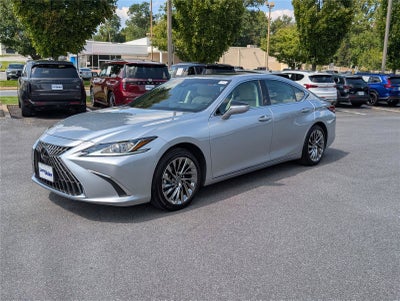 2025 Lexus ES 300h Luxury FWD