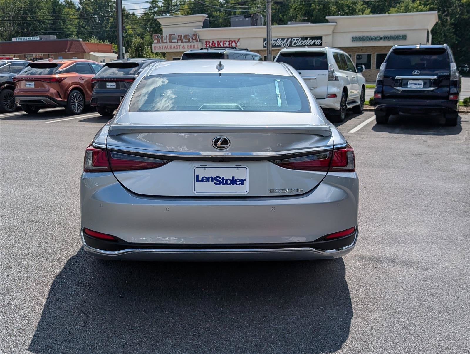 2025 Lexus ES 300h Luxury FWD