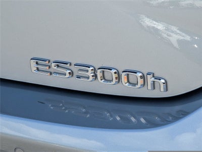 2025 Lexus ES 300h Luxury FWD
