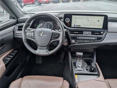 2025 Lexus ES 300h Luxury FWD
