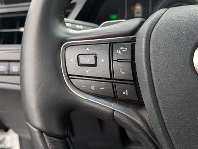 2025 Lexus ES 300h Luxury FWD