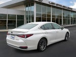 2025 Lexus ES 300h Luxury FWD