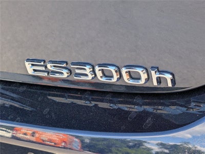 2025 Lexus ES 300h Luxury FWD