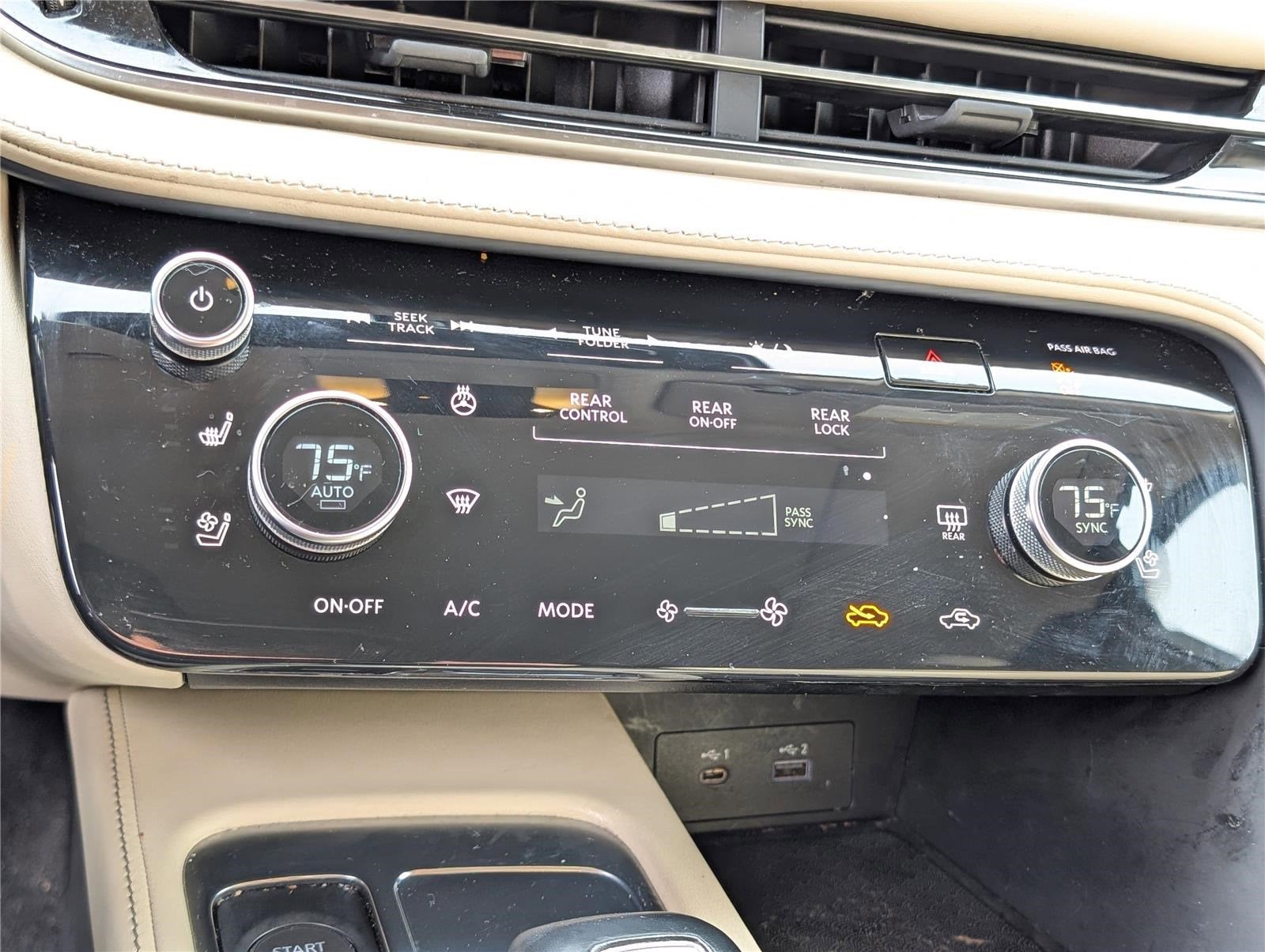 2022 INFINITI QX60 LUXE