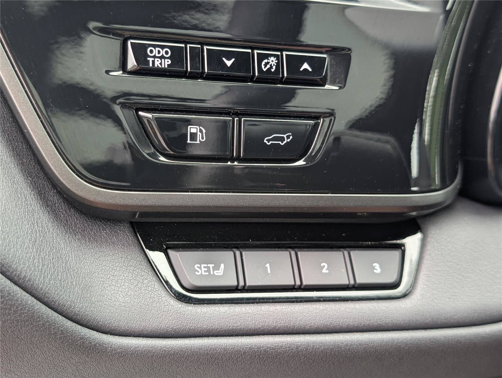 2025 Lexus TX 500h F SPORT Luxury AWD