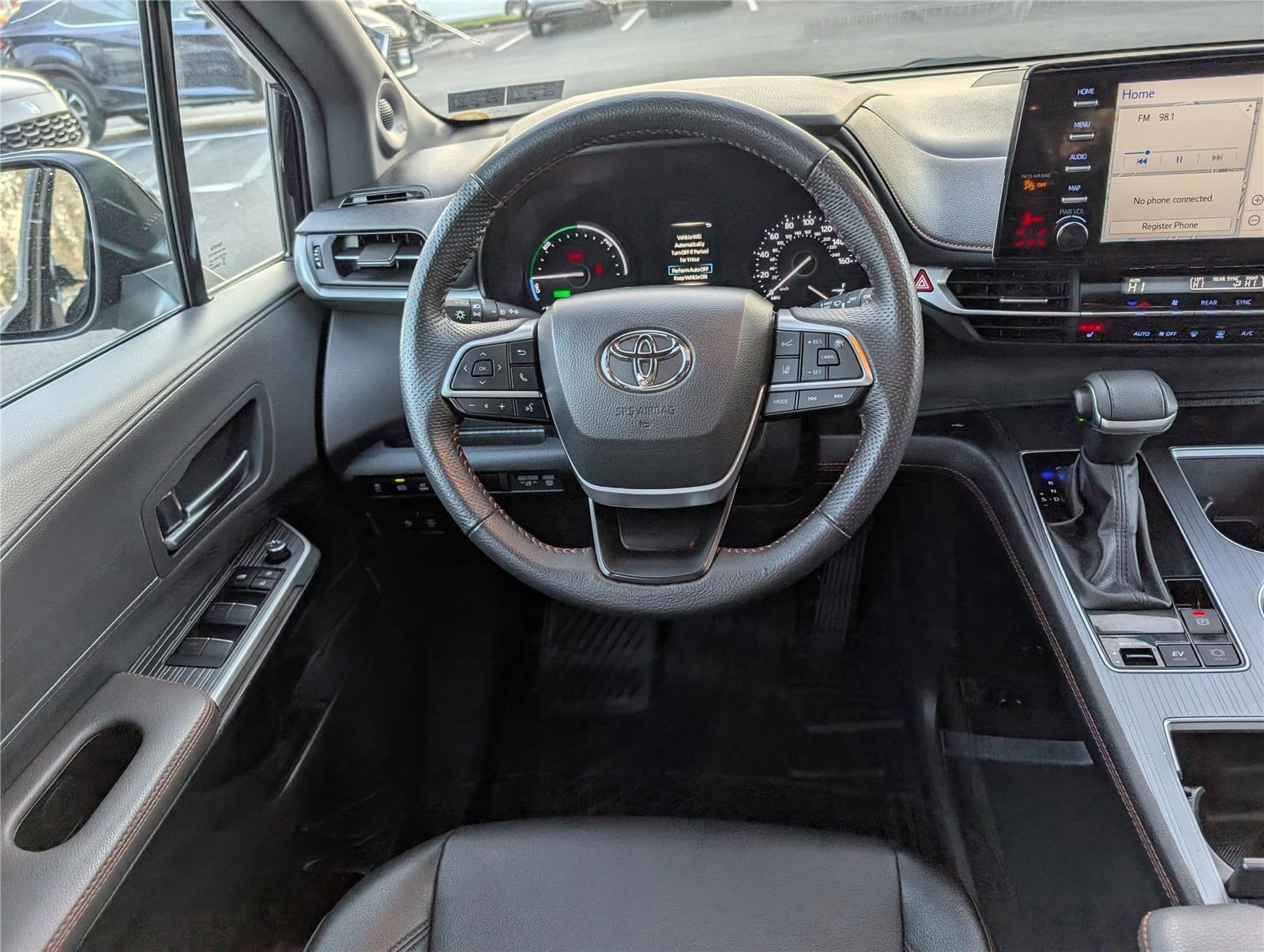 2024 Toyota Sienna XSE