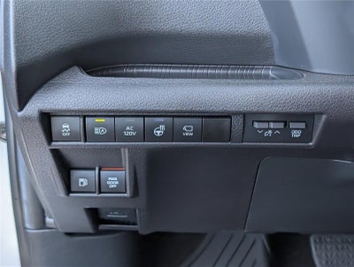 2025 Toyota Sienna Platinum