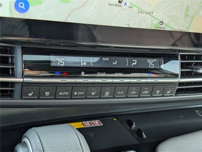 2025 Toyota Sienna Platinum