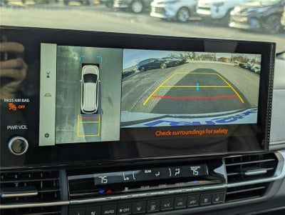 2025 Toyota Sienna Platinum