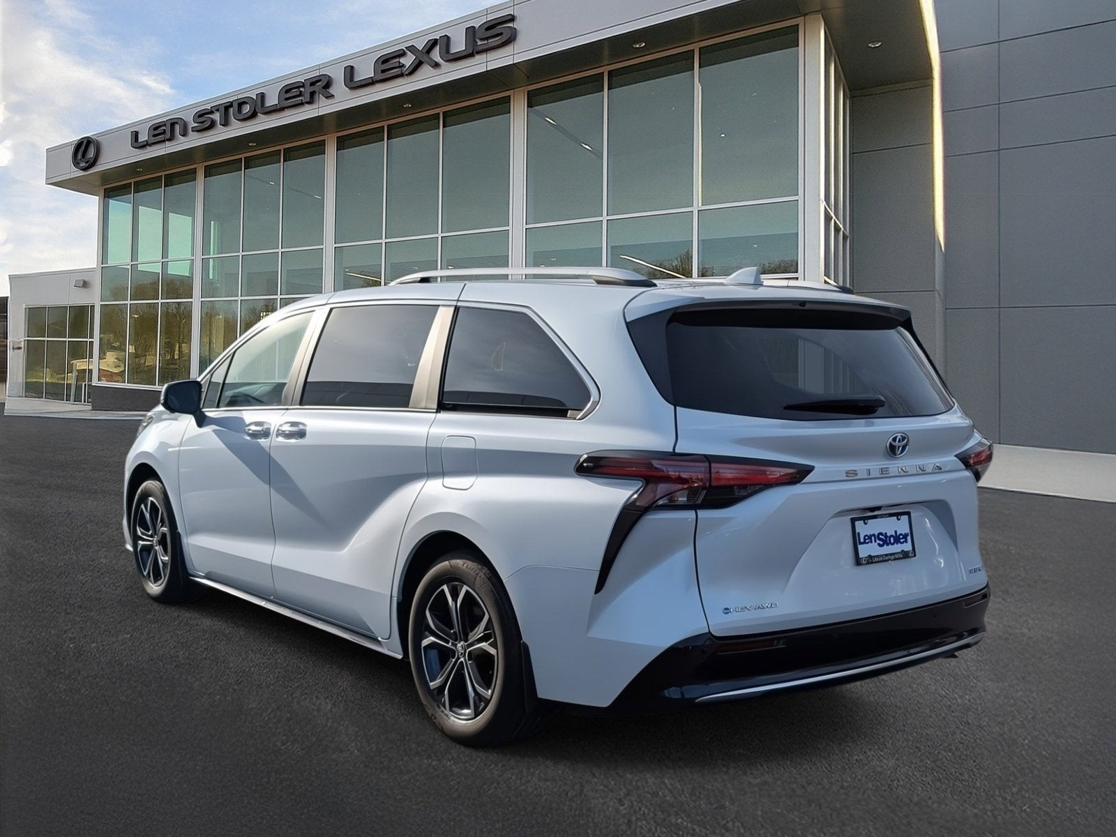 2025 Toyota Sienna Platinum