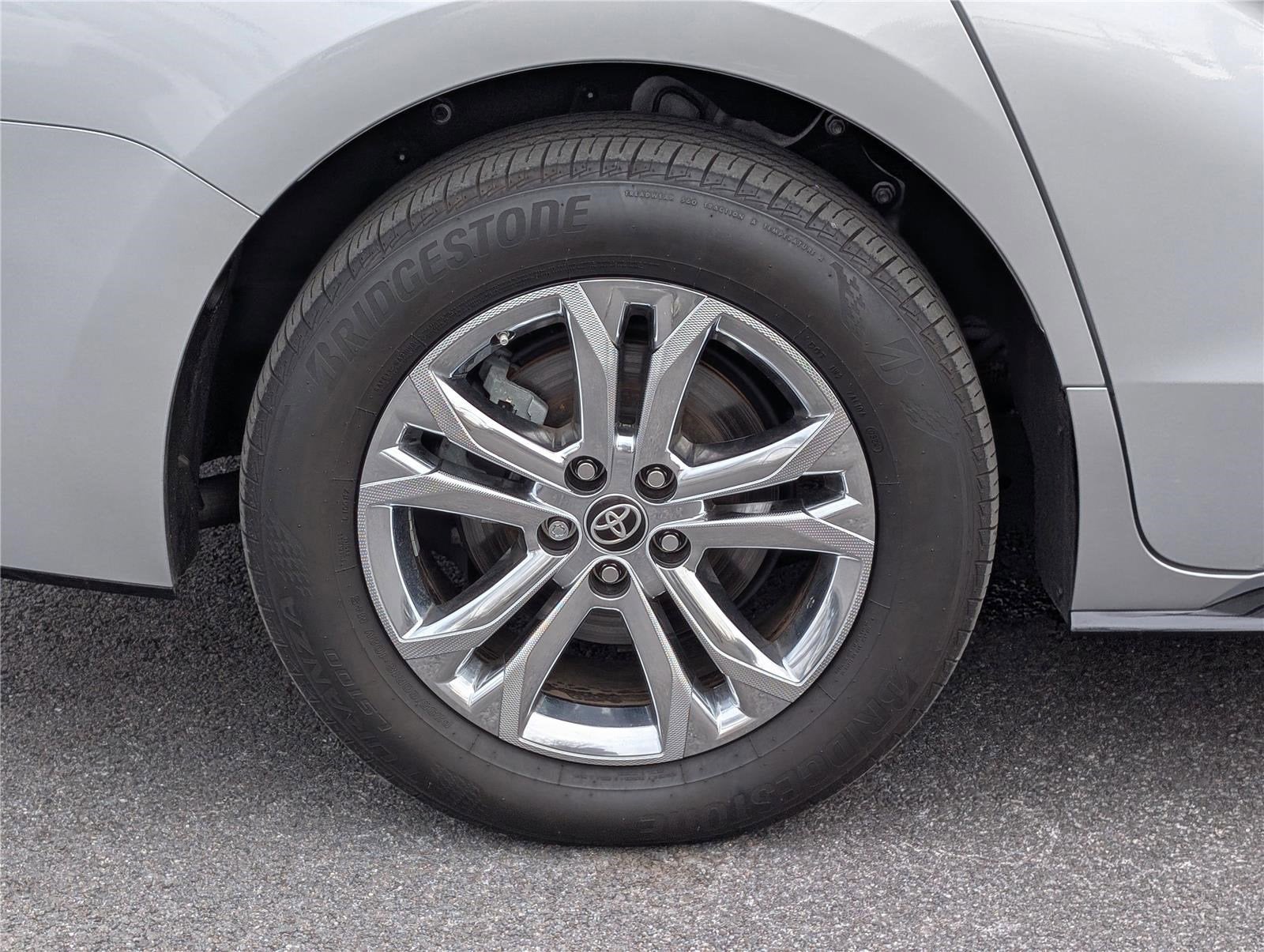 2024 Toyota Sienna Platinum