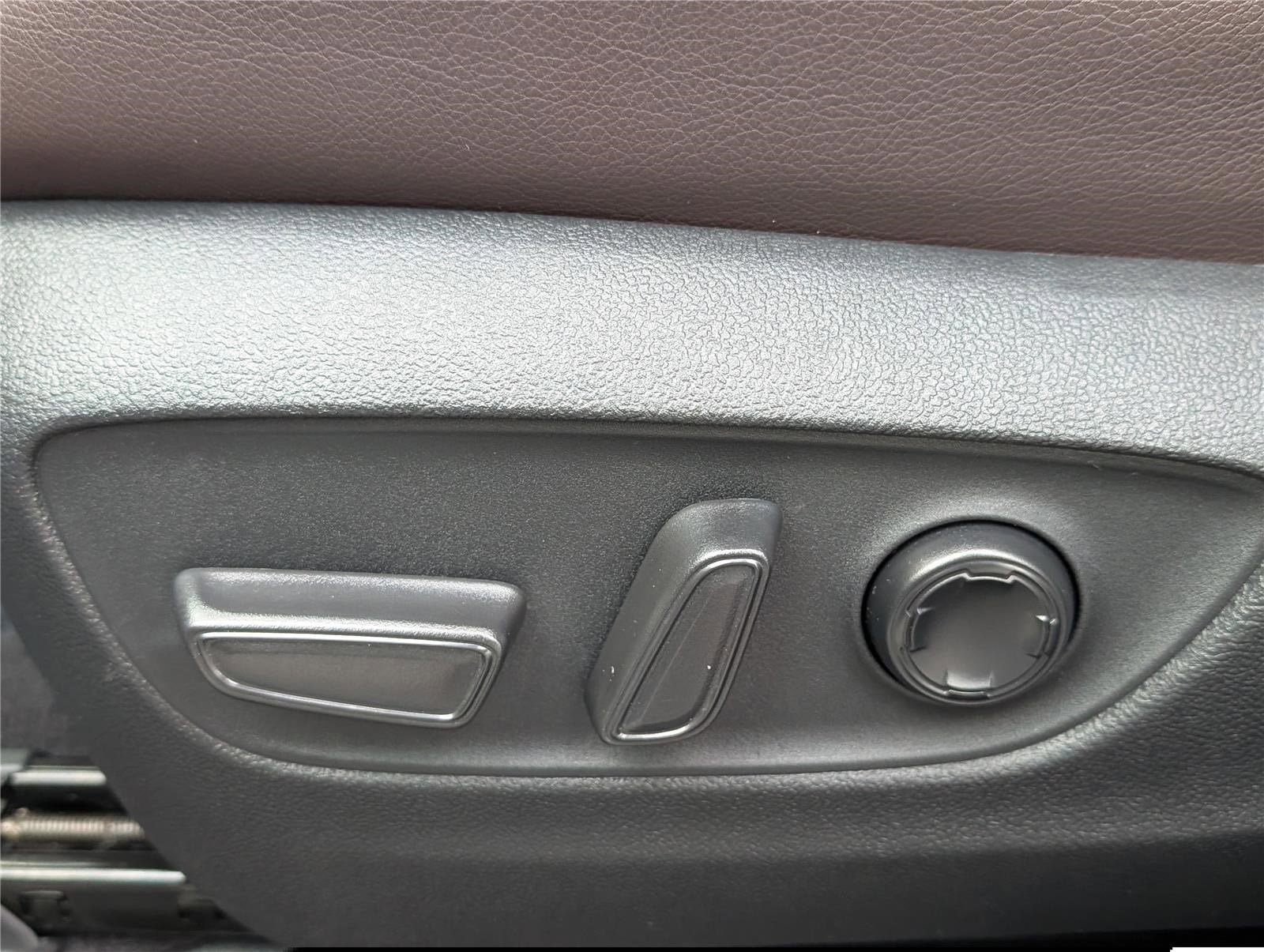 2024 Toyota Sienna Platinum