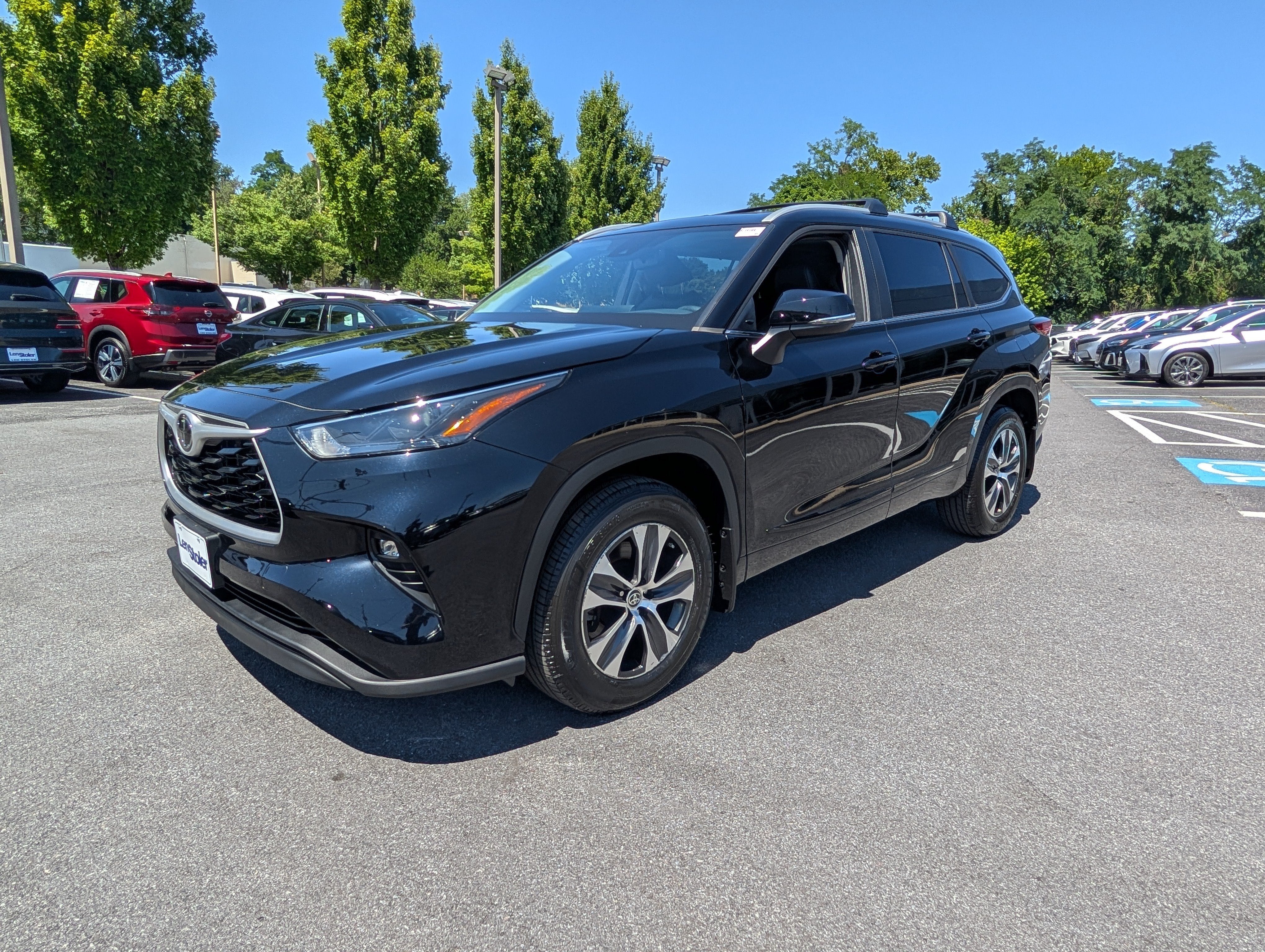 2023 Toyota Highlander XLE