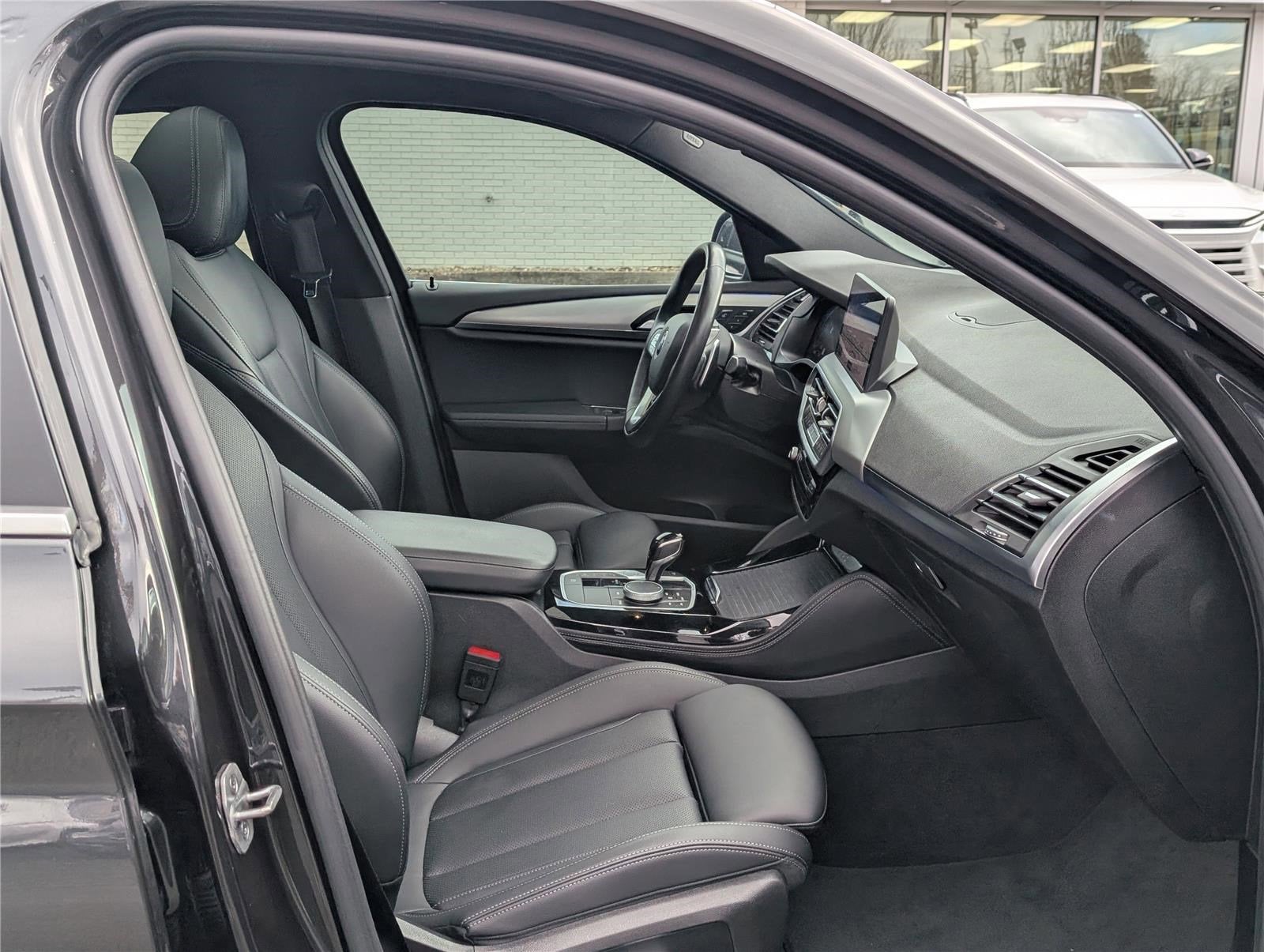 2022 BMW X4 xDrive30i