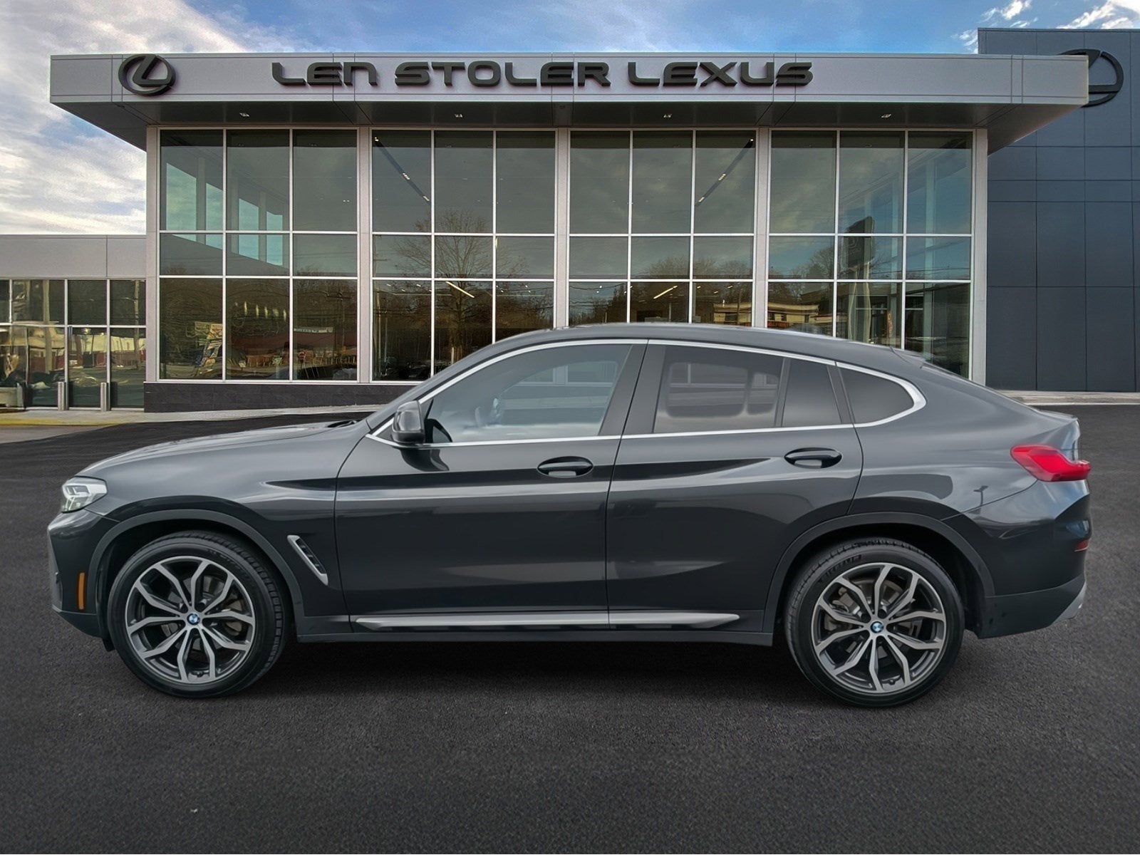 2022 BMW X4 xDrive30i