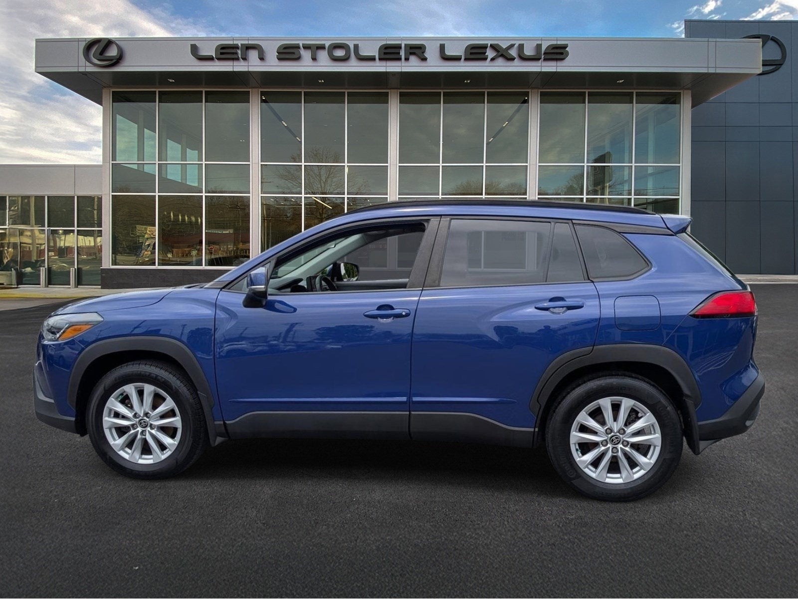 2023 Toyota Corolla Cross LE