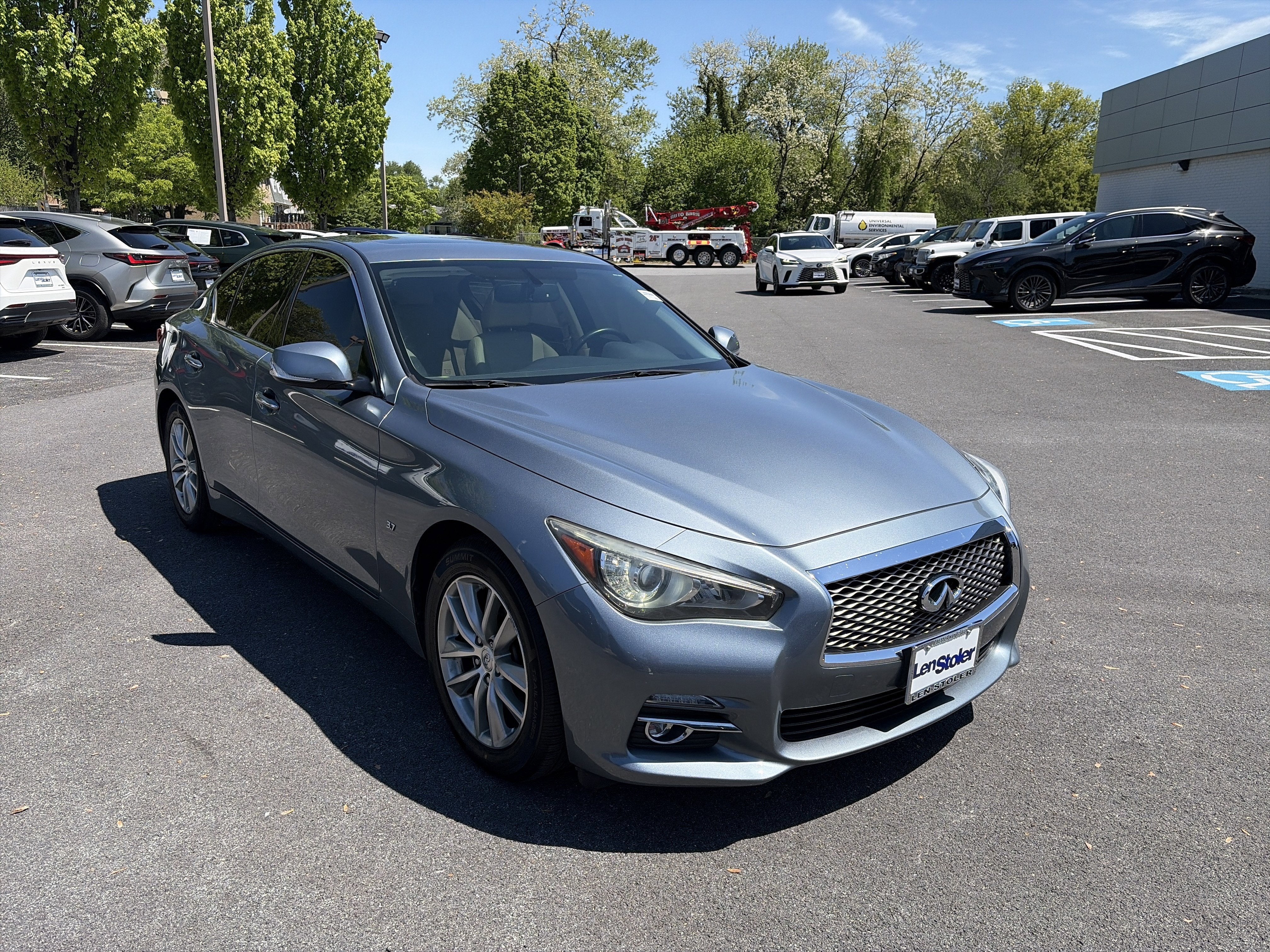 2014 INFINITI Q50 Premium