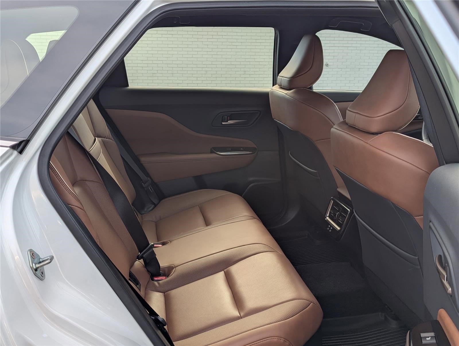 2025 Toyota Crown Signia XLE