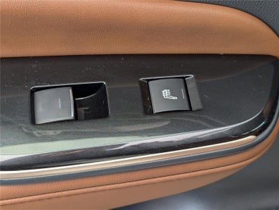 2025 Toyota Crown Signia XLE