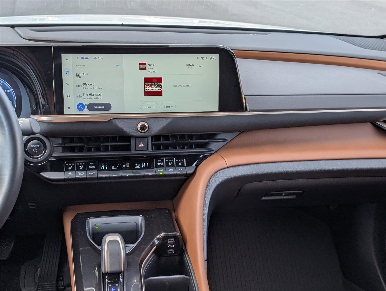 2025 Toyota Crown Signia XLE