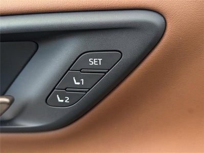 2025 Toyota Crown Signia XLE