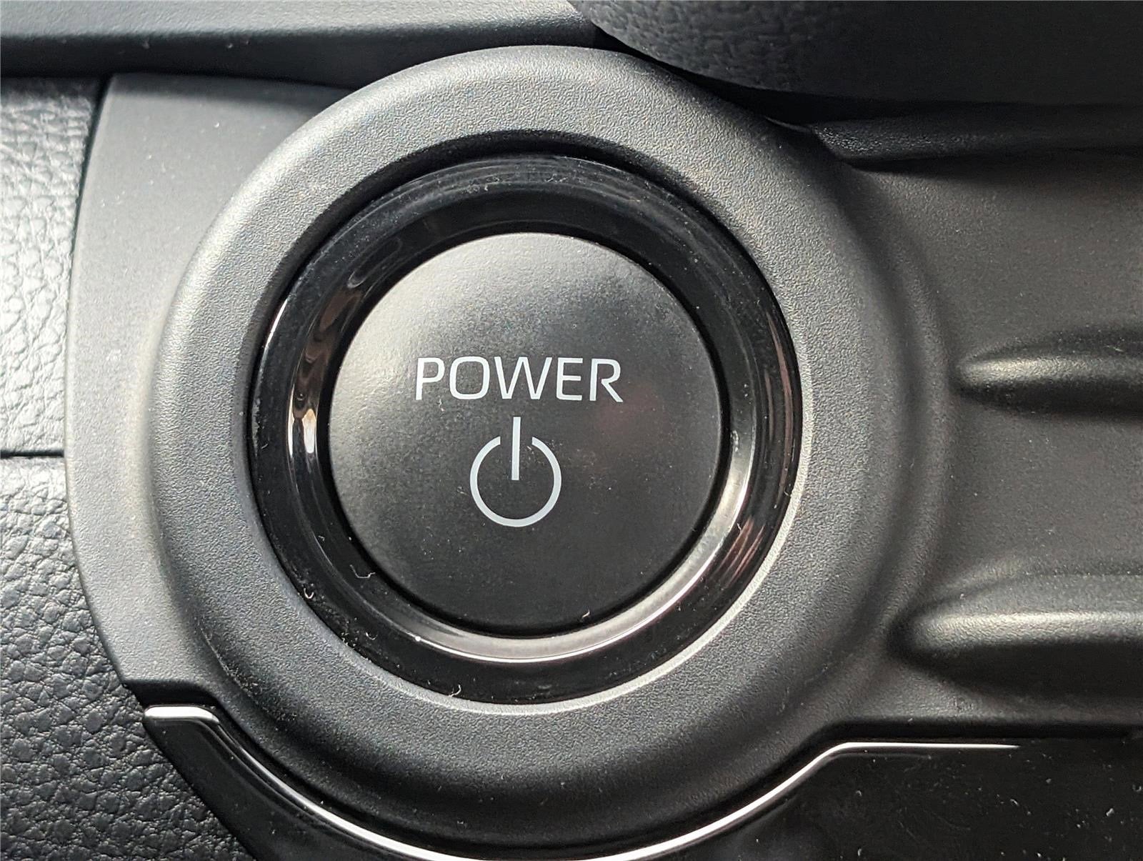 2025 Toyota Crown Signia XLE