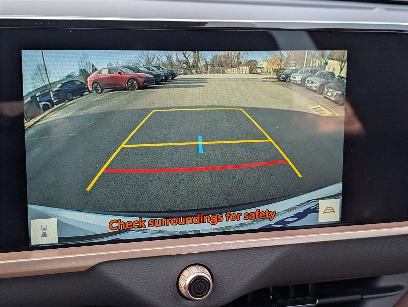 2025 Toyota Crown Signia XLE