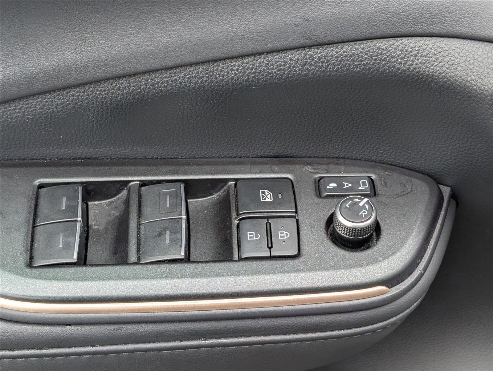 2023 Toyota Crown Platinum