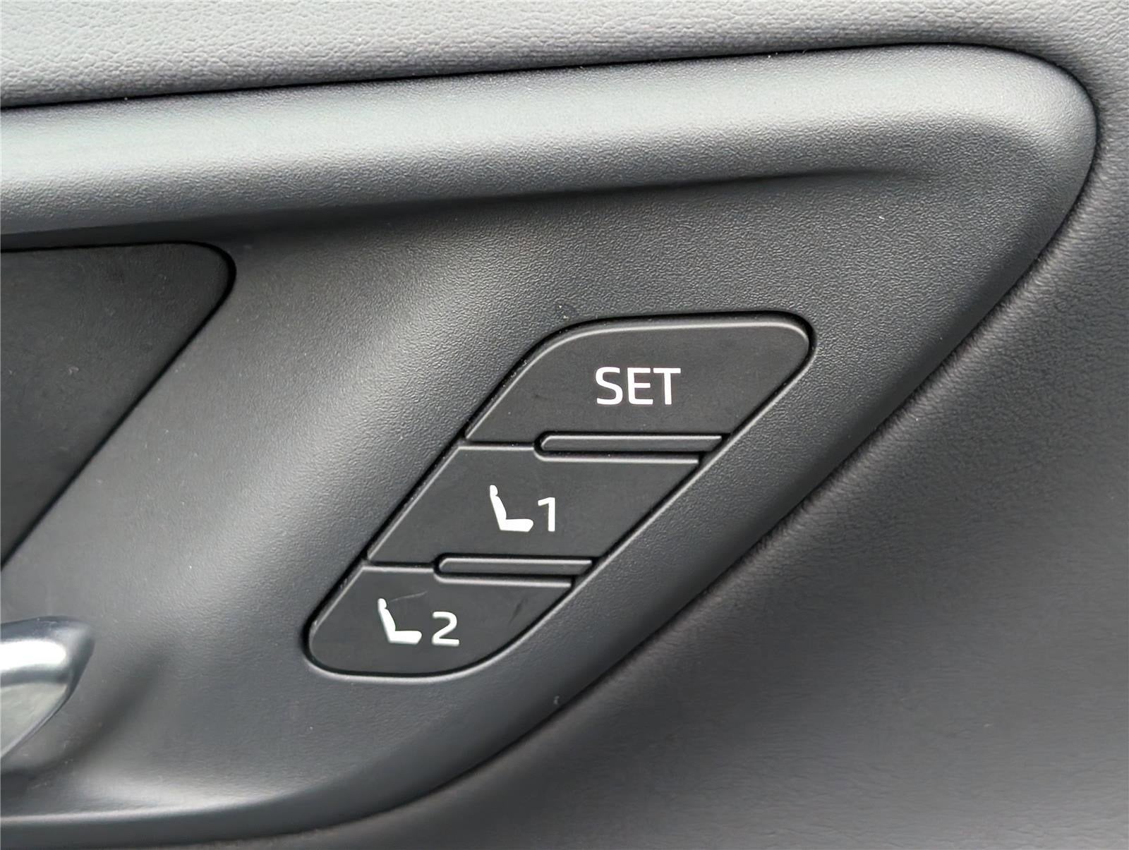 2023 Toyota Crown Platinum