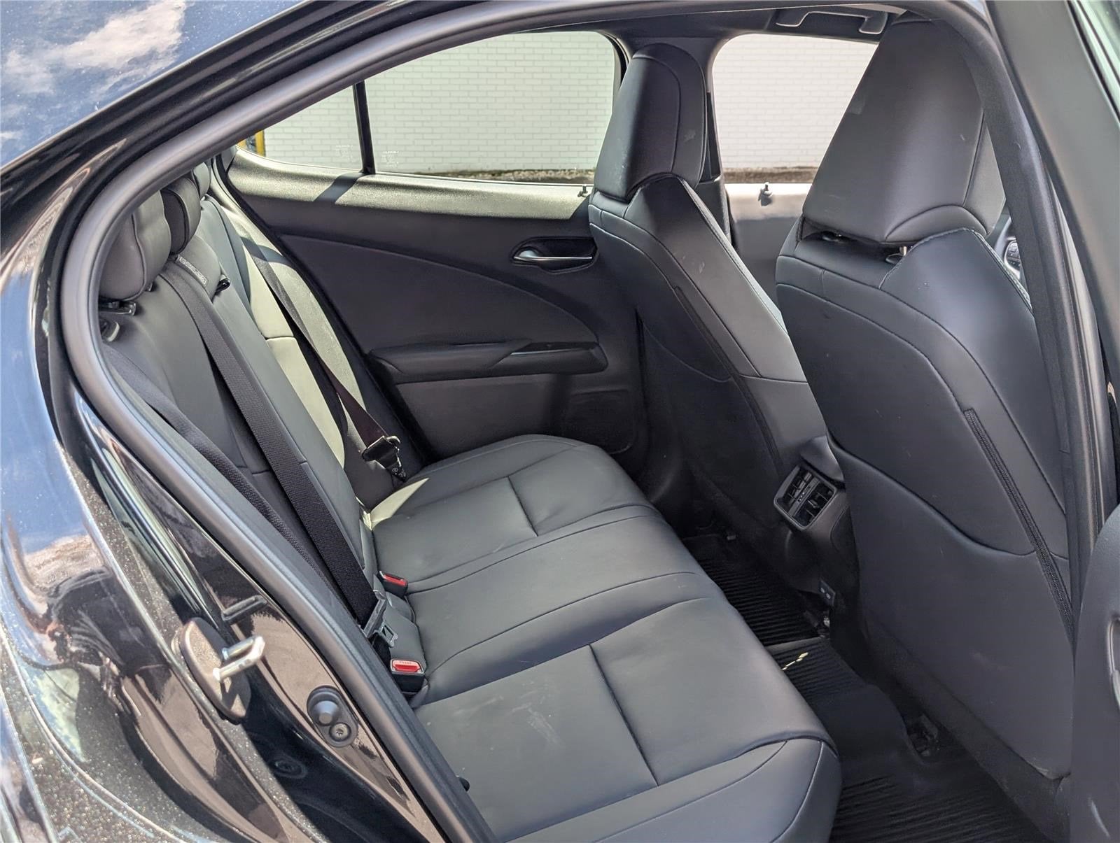 2024 Lexus UX 250h Premium AWD