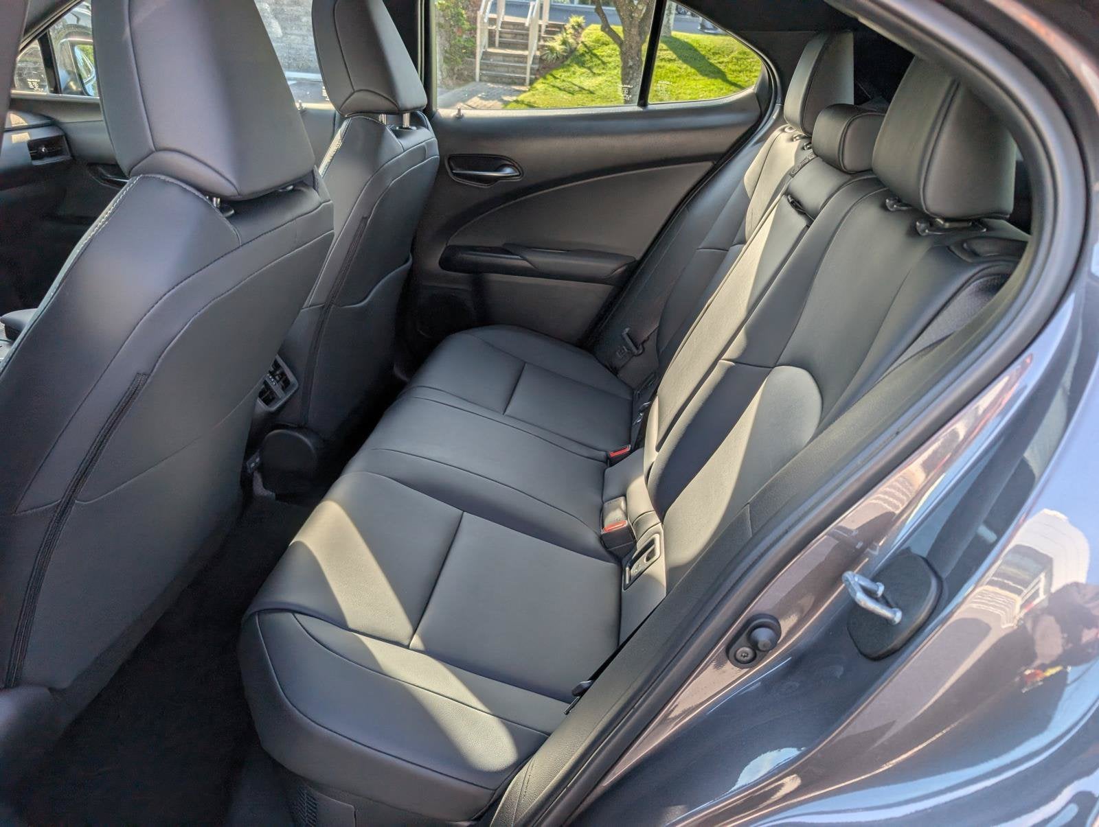 2025 Lexus UX 300h Premium AWD
